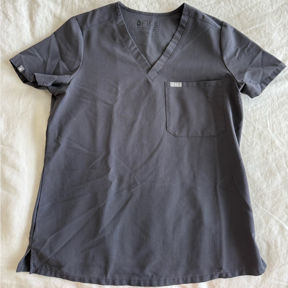 FIGS Catarina One-Pocket Scrub Top